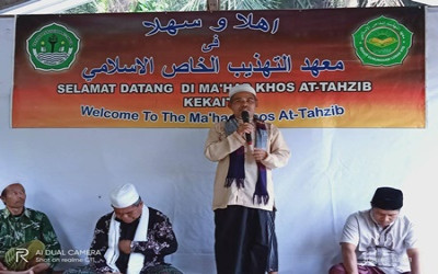 Gotong Royong Membuka Area Baru untuk Pondok 